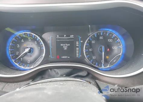 2017 Chrysler Pacifica Touring-L из США, поврежденный, VIN 2C4RC1BG8HR587435